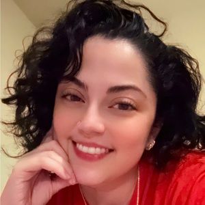 Meet your Posher, Desirae